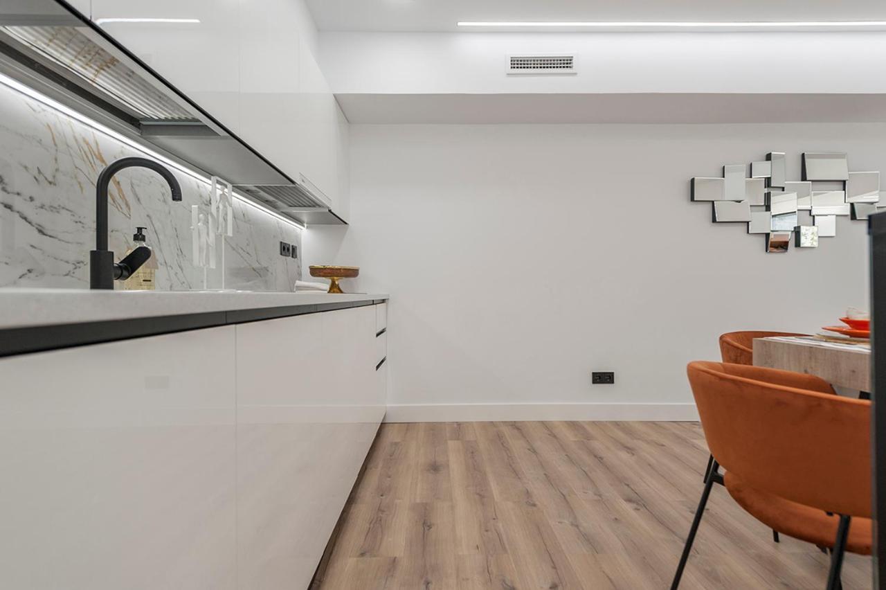 Appartamento Exclusive Moraleja - Collection L - Eleven Host Alcobendas Esterno foto